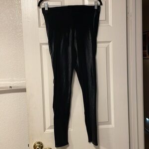 Blackmilk Wetlook Pocket Leggings in XL